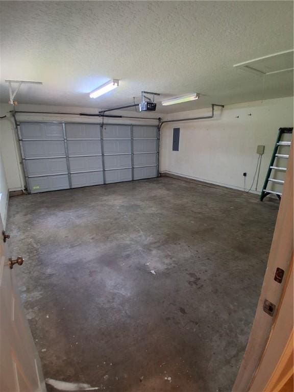 43 Shadowlake Ct, Brunswick, GA 31525 - garage featuring a garage door opener and electric panel