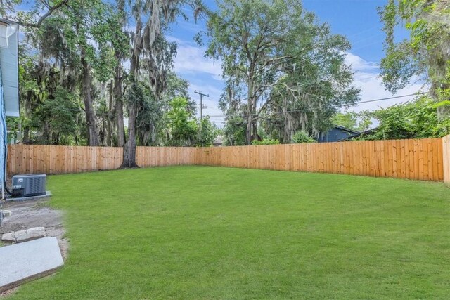 515 W 59th St, Savannah, GA 31405