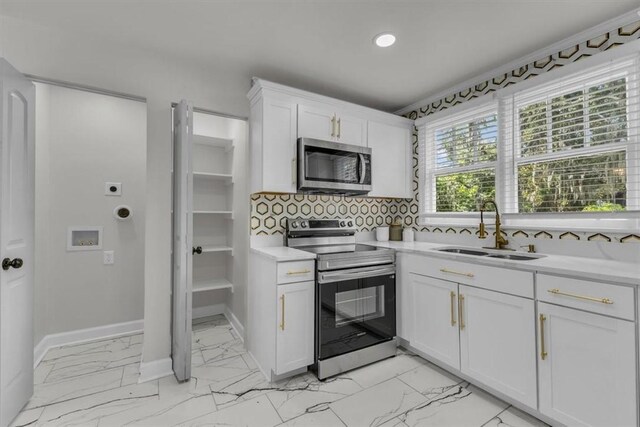 515 W 59th St, Savannah, GA 31405