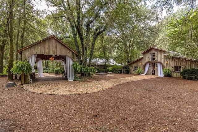 510 Bladen Rd, Brunswick, GA 31523 - view of yard with a gazebo