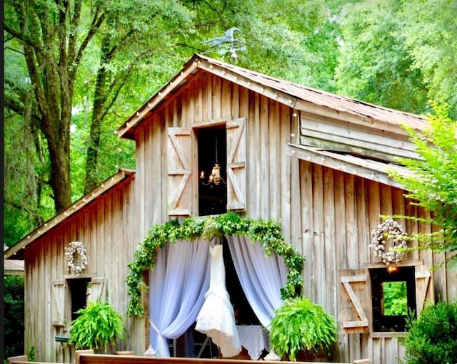 510 Bladen Rd, Brunswick, GA 31523 - view of outbuilding featuring an outdoor structure
