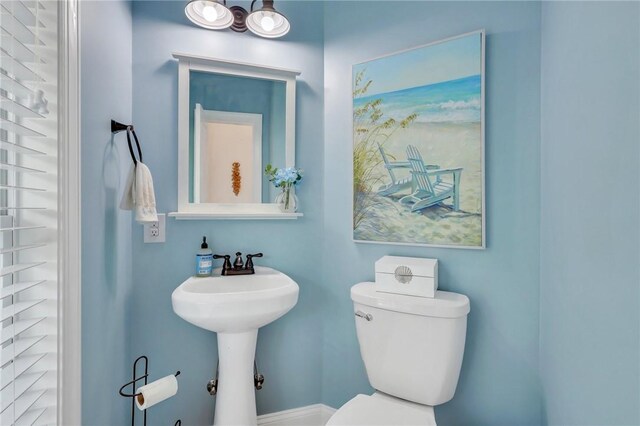 1068 Picnic Ln NE, Townsend, GA 31331 - bathroom with toilet