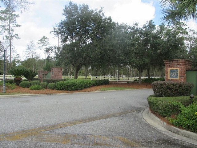 83 Eagle Crest Dr, Waverly, GA 31565