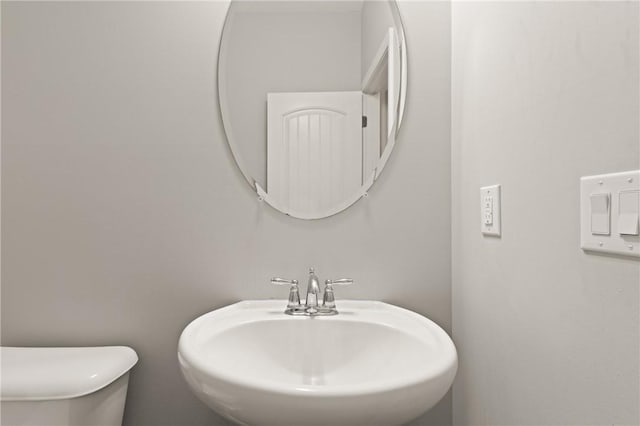 107 Heatherly Way, Brunswick, GA 31523 - bathroom with a sink and toilet