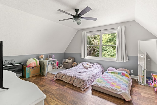 4936 US Highway 17 N, Brunswick, GA 31525 - bedroom featuring wood finished floors, vaulted ceiling, and a ceiling fan