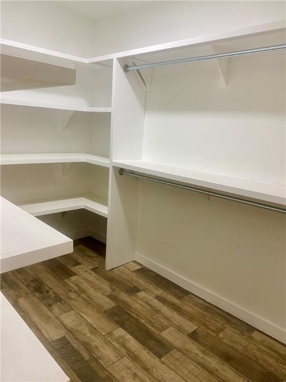 4726 New Jesup Hwy, Brunswick, GA 31520 - view of pantry
