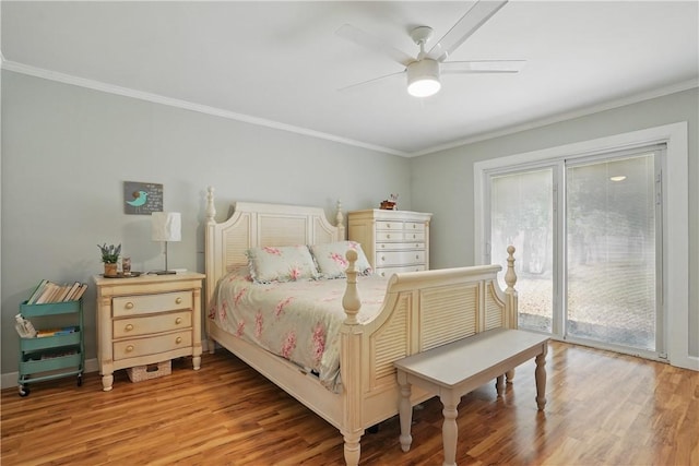 408 Couper Ave, Saint Simons Island, GA 31522 - bedroom featuring access to exterior, wood finished floors, ornamental molding, a ceiling fan, and baseboards