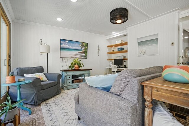 408 Couper Ave, Saint Simons Island, GA 31522 - living area featuring crown molding and recessed lighting