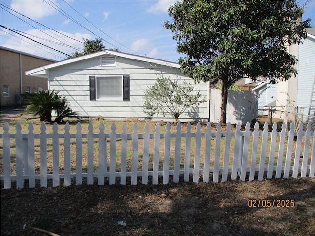 view of front of house