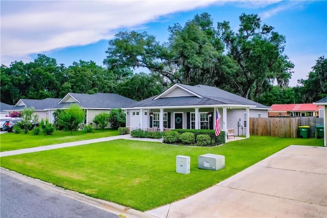 288 Bridgewater Ln, Darien, GA 31305 - view of front of home featuring a porch