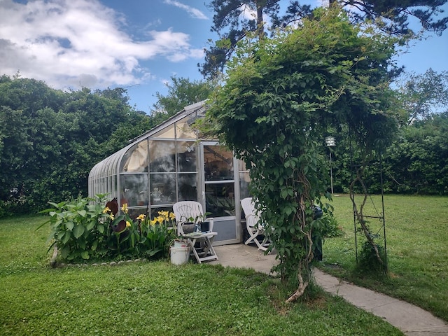1745 Cedarwood Dr, Milledgeville, GA 31061 - back of property featuring a lawn