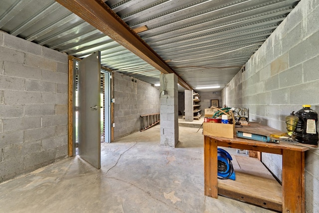 2122 Harbour Point Dr, Sparta, GA 31087 - unfinished basement with concrete block wall