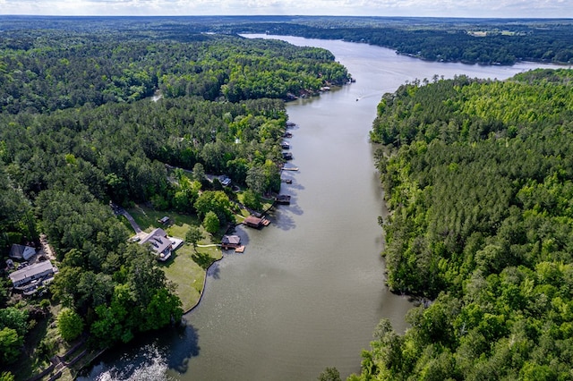 2122 Harbour Point Dr, Sparta, GA 31087 - aerial view of property and surrounding area with a heavily wooded area and a large body of water