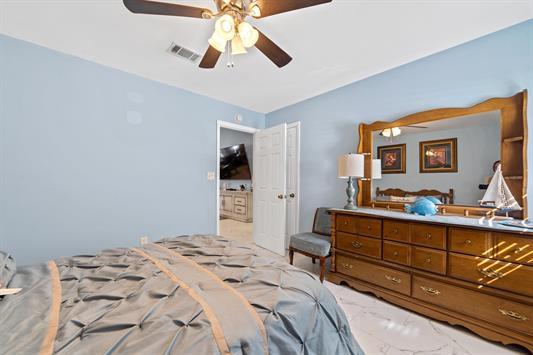 2122 Harbour Point Dr, Sparta, GA 31087 - view of bedroom