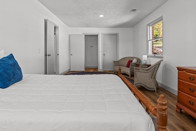 bedroom with a textured ceiling