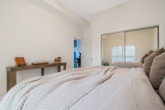 bedroom with a closet