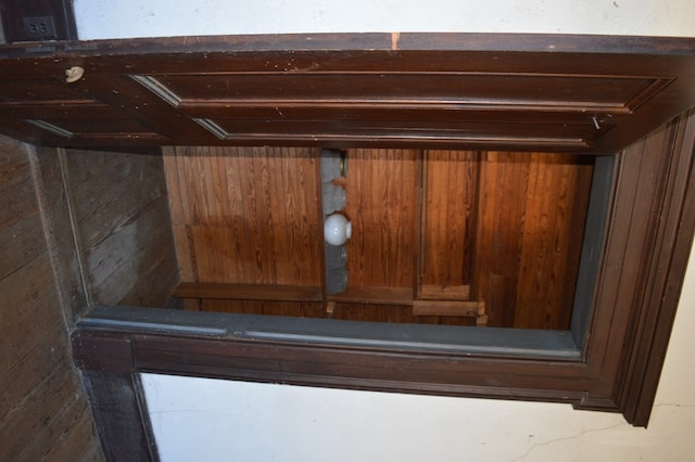 interior details with wood walls