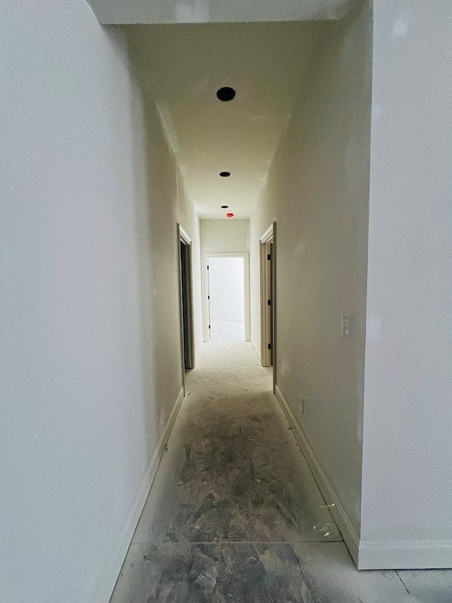 280 Greystone Dr, Milledgeville, GA 31061 - corridor featuring baseboards