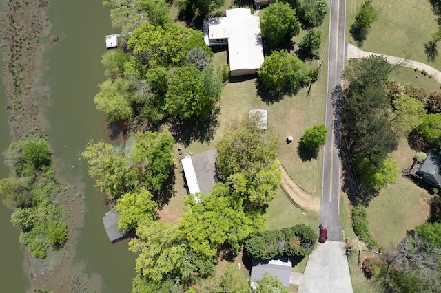111 Southlake Dr, Eatonton, GA 31024 - drone / aerial view with a water view