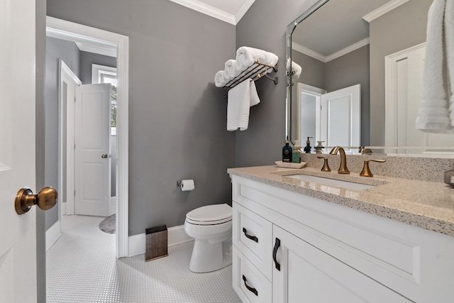 202 Jackson Rd, Milledgeville, GA 31061 - bathroom with vanity and crown molding