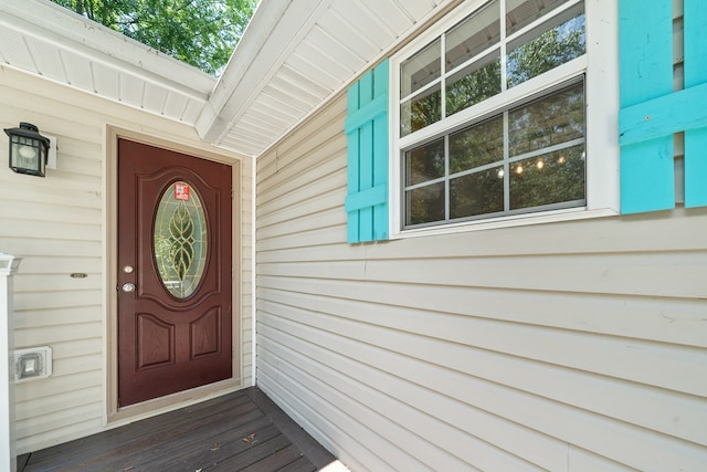 view of property entrance