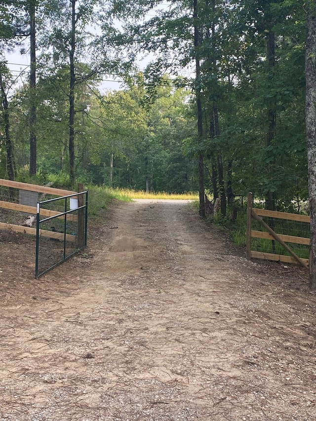 5950 Lake Sinclair Dr, Sparta, GA 31087 - photo 2