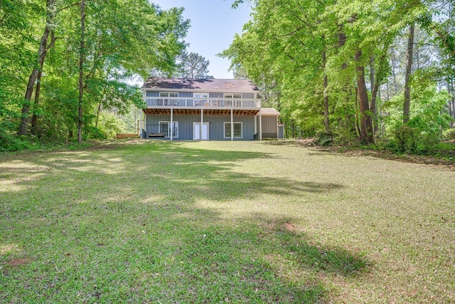 154 Old Plantation Trl, Milledgeville, GA 31061 - view of green lawn featuring a wooden deck