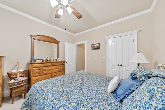 411 Rockville Rd, Eatonton, GA 31024 - bedroom featuring crown molding, a closet, ceiling fan, and light colored carpet