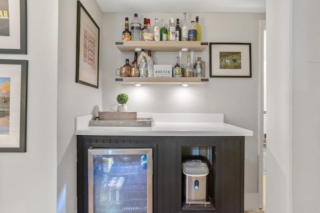 3657 Sussex Dr, Milledgeville, GA 31061 - bar with a bar and wine cooler