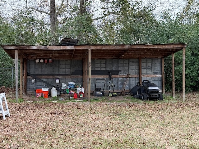 view of outbuilding