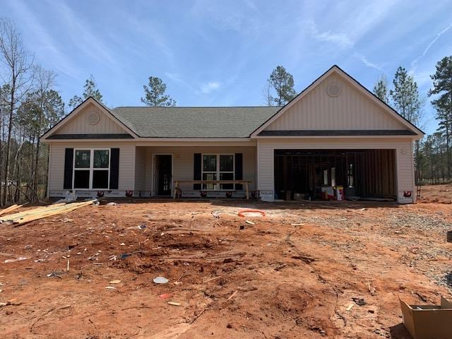 453 Riley Cir, Milledgeville, GA 31061 - view of front of home featuring a garage and a porch