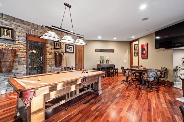 rec room featuring hardwood / wood-style floors and billiards