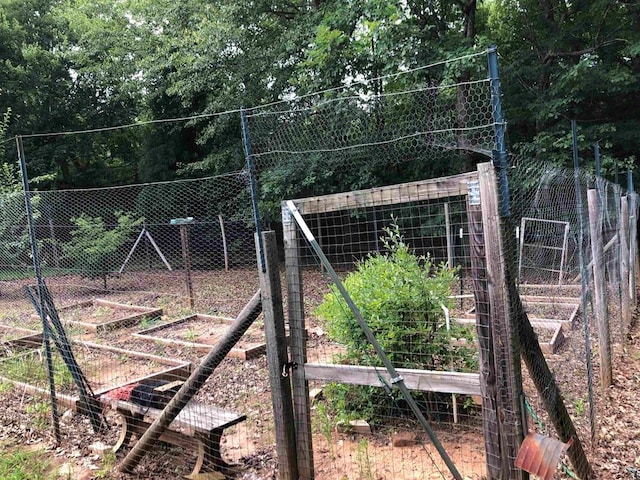 104 Wesley Ct, Eatonton, GA 31024 - view of yard with a garden