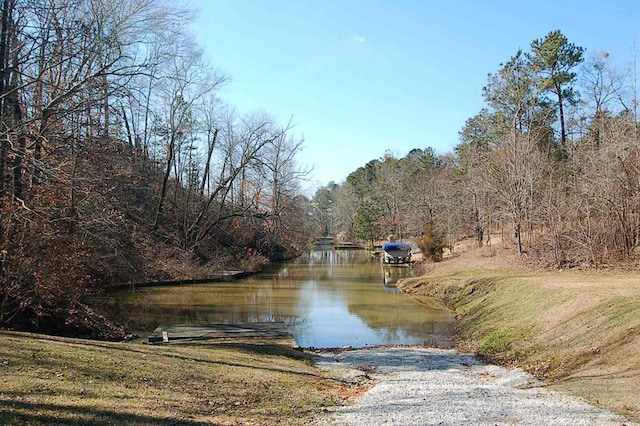 Listing photo 3 for 1480 Pullman Ln, Greensboro GA 30642