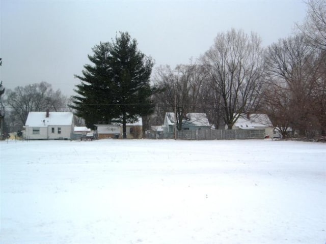 Listing photo 2 for 1380 Milton St, Benton Harbor MI 49022