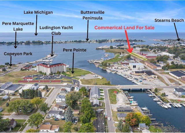 509 Lake St, Ludington, MI 49431 - photo 2