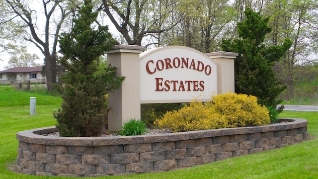 44 Coronado Dr, Jackson, MI 49201