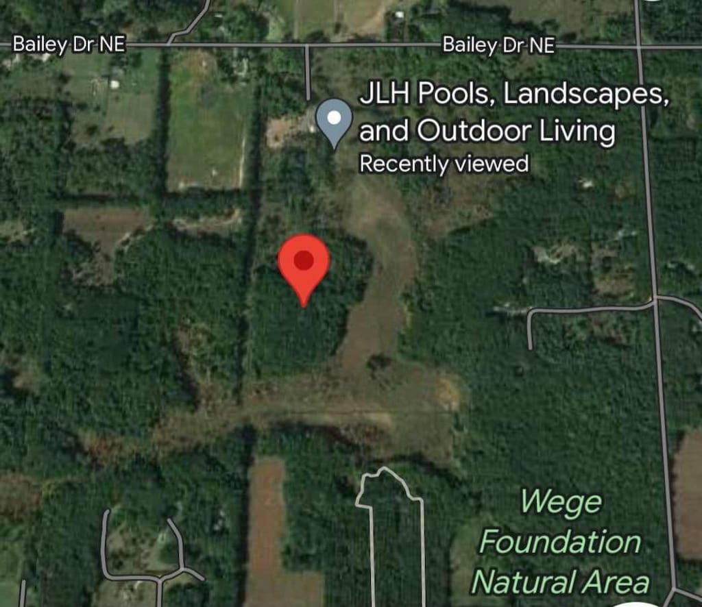 11620 Bailey Dr NE, Lowell, MI 49331 - photo 2