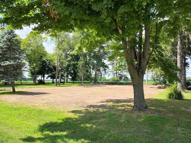 23280 River Run Rd, Mendon, MI 49072