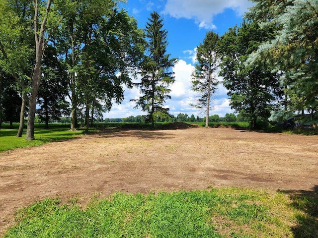 23280 River Run Rd, Mendon, MI 49072