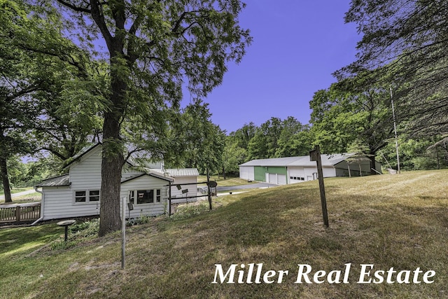 Listing photo 3 for 7067 W Irving Rd, Middleville MI 49333