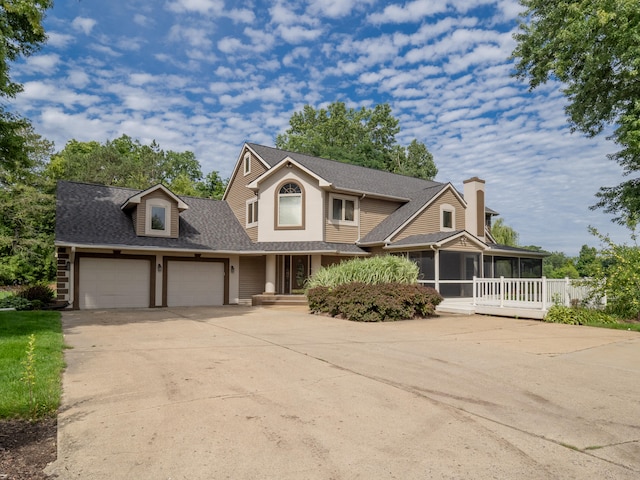 view of front of property featuring a garage