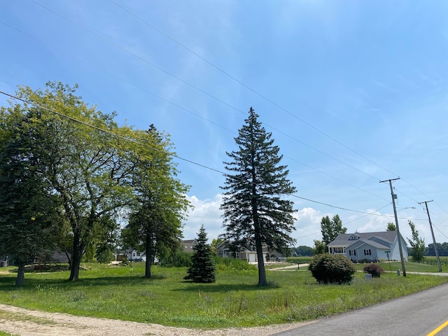 Listing photo 2 for 3859 Bacon School Rd, Saint Joseph MI 49085