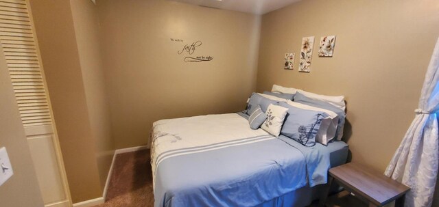 view of carpeted bedroom