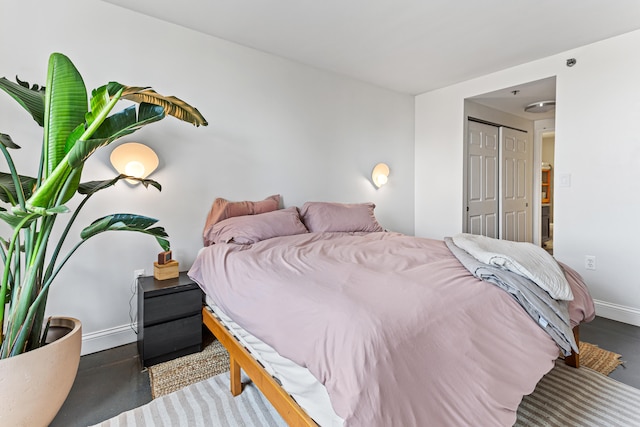 bedroom with a closet