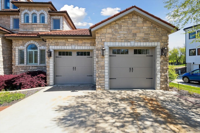 view of front of home featuring a garage