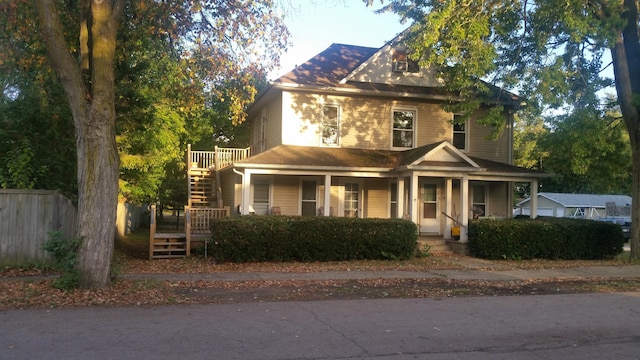 view of front facade with covered porch