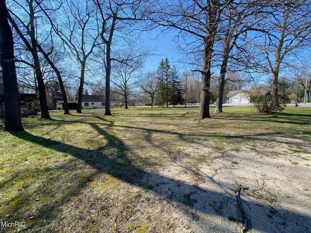 787 Giles Rd, Muskegon, MI 49445