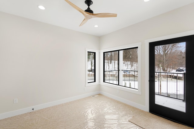 empty room with ceiling fan