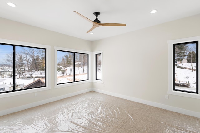 empty room with ceiling fan